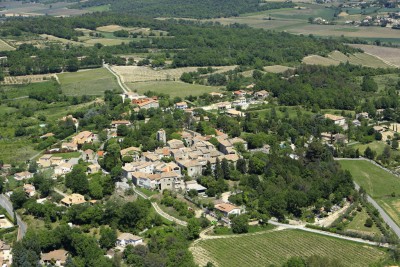 Photo Village Cruviers-Lascours